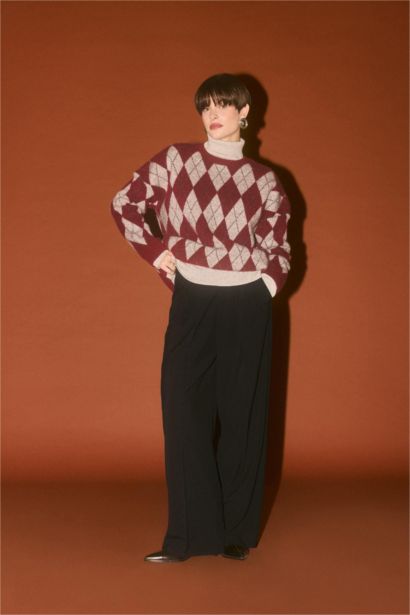 Relax Fit Crew Neck Knitwear Pullover