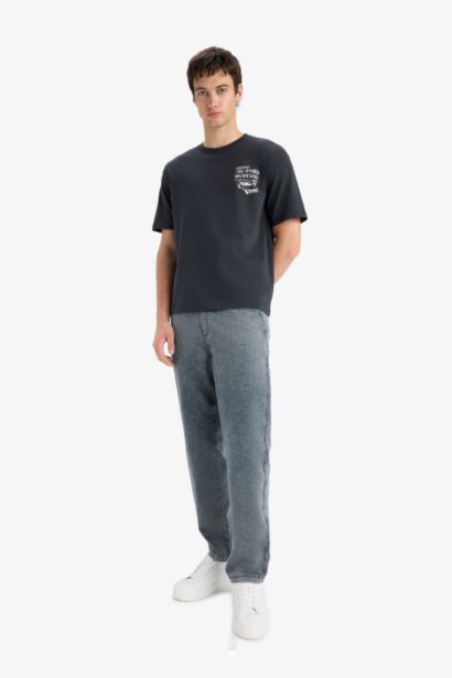 Elastic Waist Wide Leg Jeans