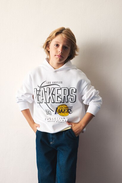 Regular Fit NBA Los Angeles Lakers Licensed Hooded Sweatshirt
