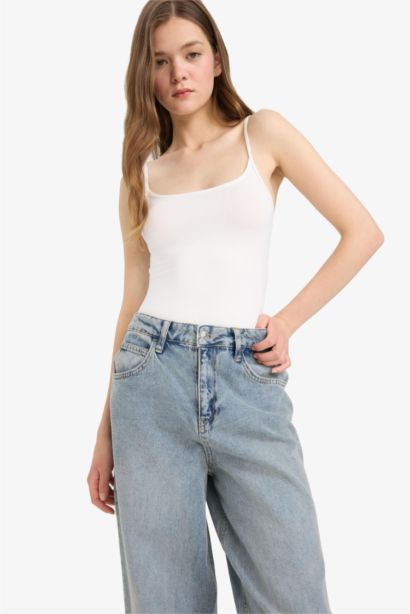 Basic Düz Askılı Beyaz Body