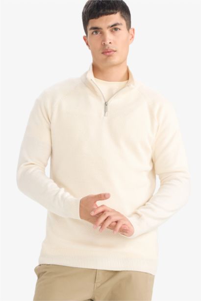 Standard Fit Zipper Knitwear Pullover