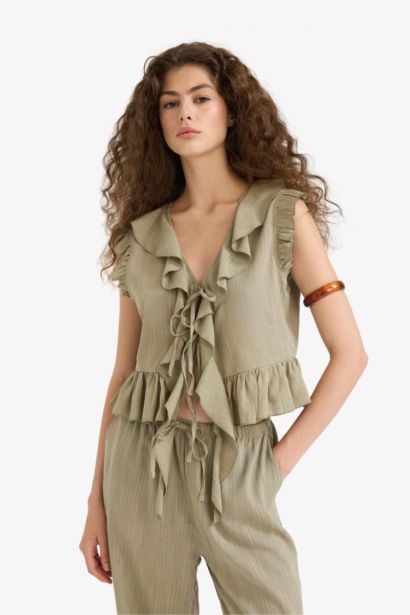 بلوزة كت مكشكش قصة عادية