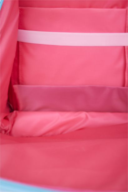 حقيبة مدرسية للبنات