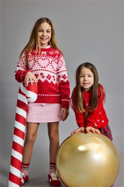 Girl Regular Fit Crew Neck Pullover