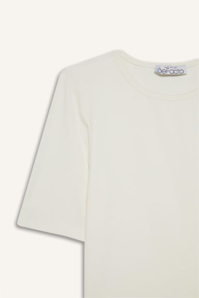 Fitted Bisiklet Yaka Basic Düz Ribana Kısa Kollu Beyaz Tişört