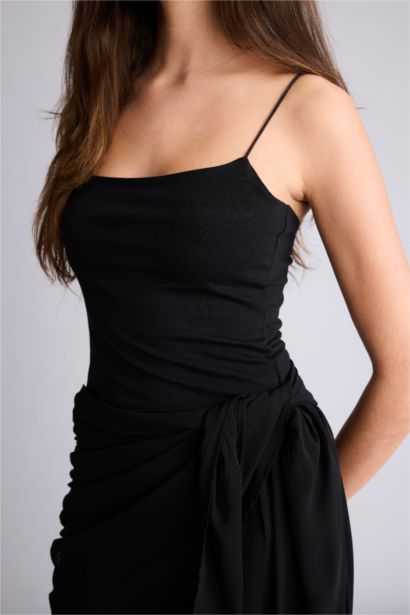 تانك توب سليم فيت بحمالات