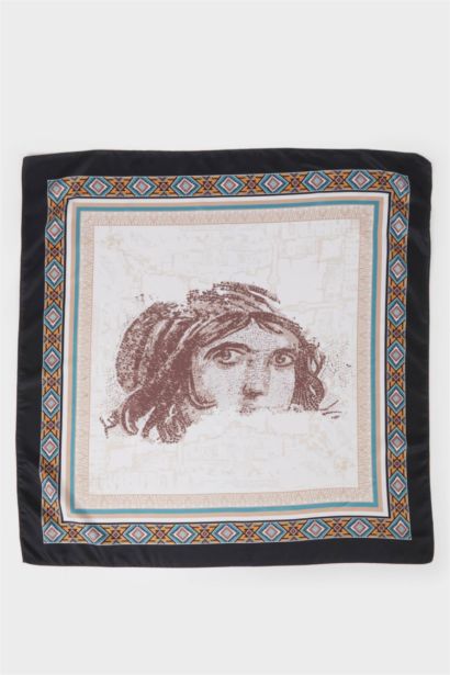 Kadın Zeugma Temalı Fular