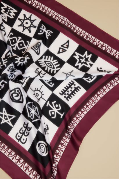 Kadın Göbeklitepe Temalı Fular