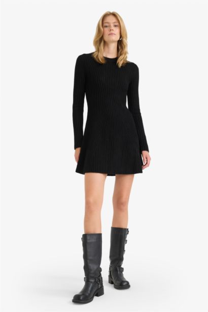 A Cut Crew Neck Knitwear Dress