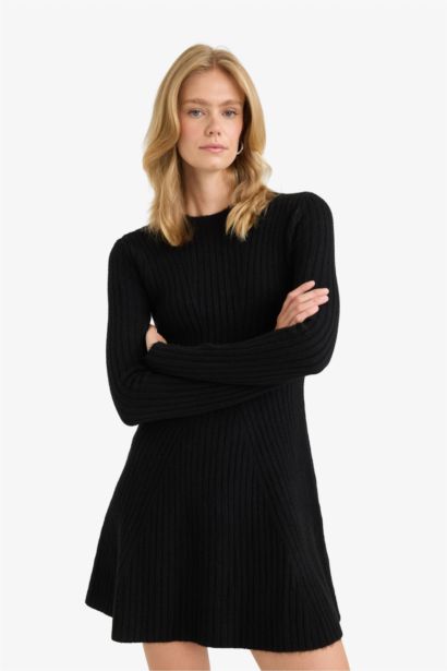 A Cut Crew Neck Knitwear Dress