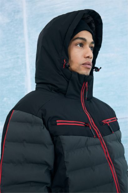 Su İtici Regular Fit Kapüşonlu Fermuarlı Rüzgar Geçirmez Kayak Montu