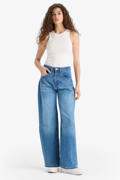 Barrel Fit Regular Waist Ankle Length Jeans