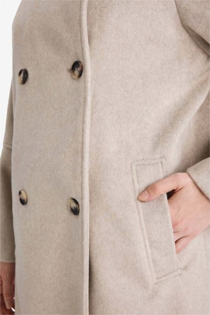 Relax Fit Buttoned Long Cachet Coat