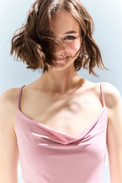 Degaje Yaka Askılı Mini Elbise