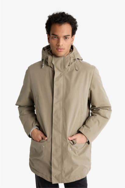 جاكيت مقاوم للماء قصة عادية بغطاء للرأس مبطن