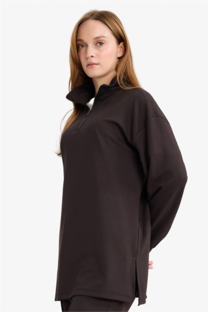 سويت شيرت قصة عادية بياخة بولو بسحاب