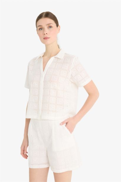 قميص نص كم تطريز قصة عادية بياقة قميص