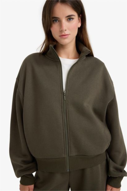 Свободный кардиган с полуводолазкой