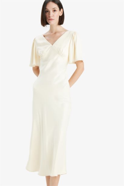 فستان ميدي ستان بياقة V