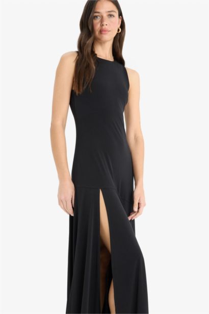 Bisiklet Yaka Yırtmaçlı Kolsuz Maxi Siyah Yazlık Elbise