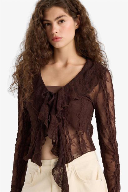 Blouse slim en dentelle à col V et manches longues