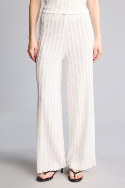 Wide Leg Kırışık Dokulu Pantolon