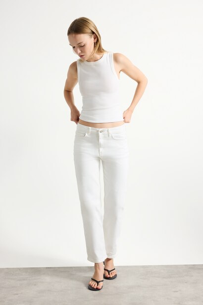 Comfort Straight Normal Waist Ankle Length Jeans
