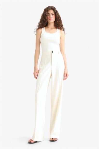 بنطلون قصة مستقيمة بجيب وخصر عادي