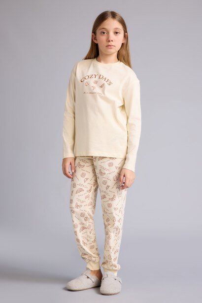 2 piece Regular Fit Knitted Pyjamas