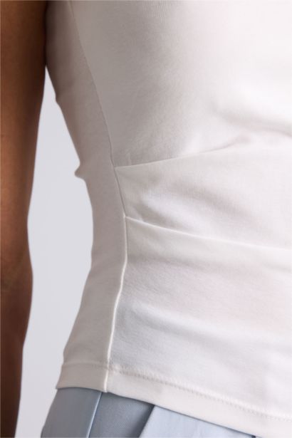 تانك توب مضلع سليم فيت برقبة مستديرة