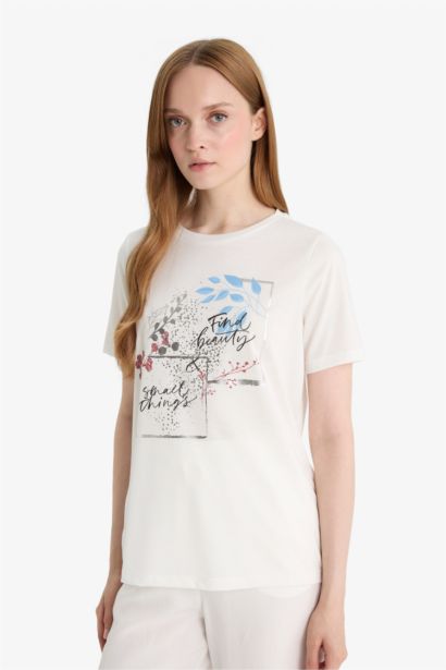 Regular Fit Crew Neck Floral Printed T-Shirt