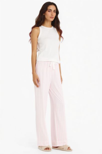 بنطلون بجامة مخطط قصة عادية