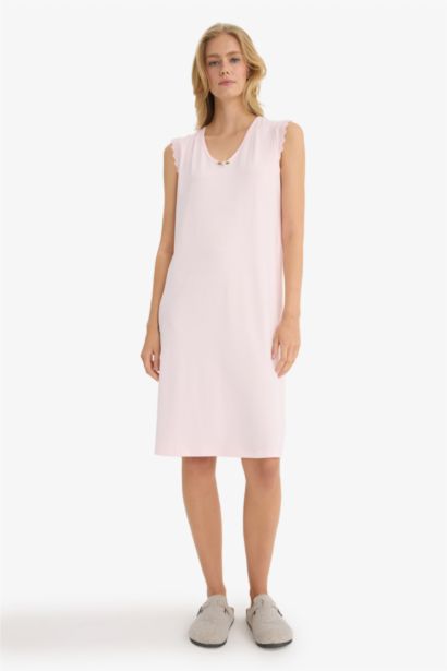 فستان نص ردن قصة عادية بياخة V Fall in Love من