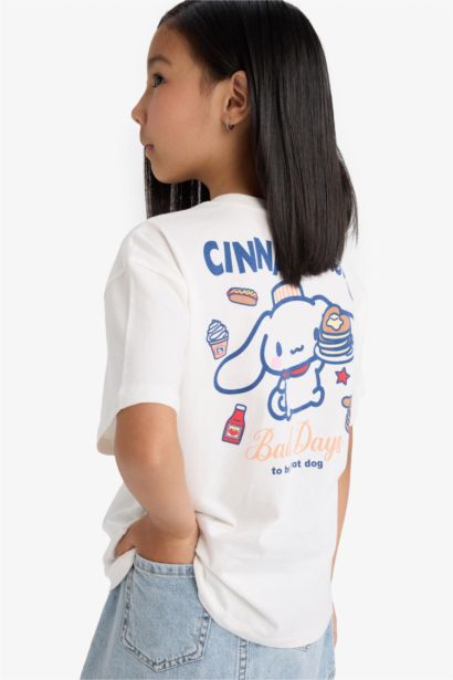 Girl Hello Kitty Oversize Fit V-Neck Back Printed T-Shirt