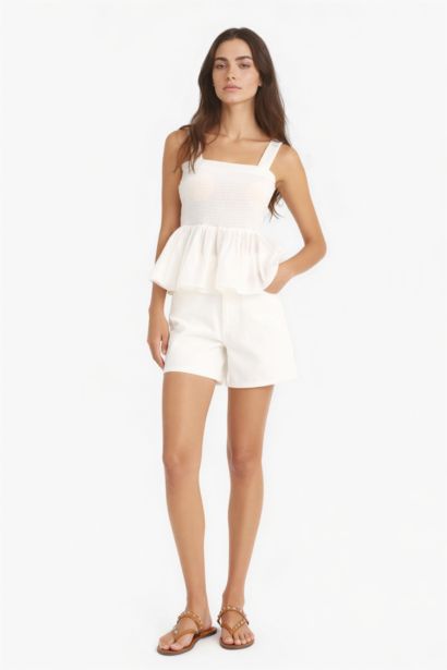 شورت ابيض جبردين بجيب