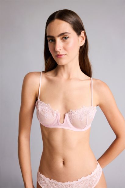 Unpadded Non-Wired Lace Balconnet bra