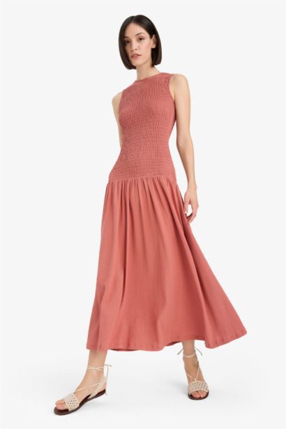 فستان ميدي كت منسوج بياخة مستديرة