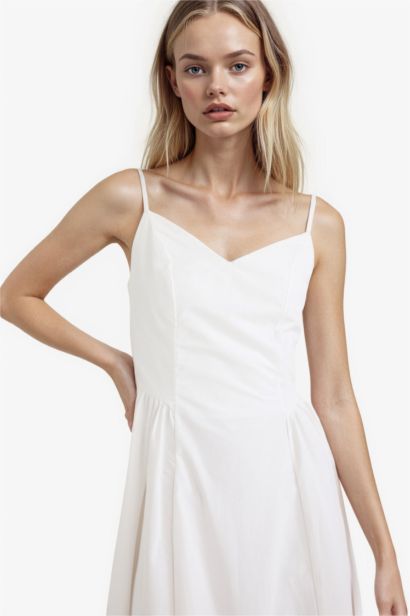 فستان ميدي بوبلين بياخة V بحمالات