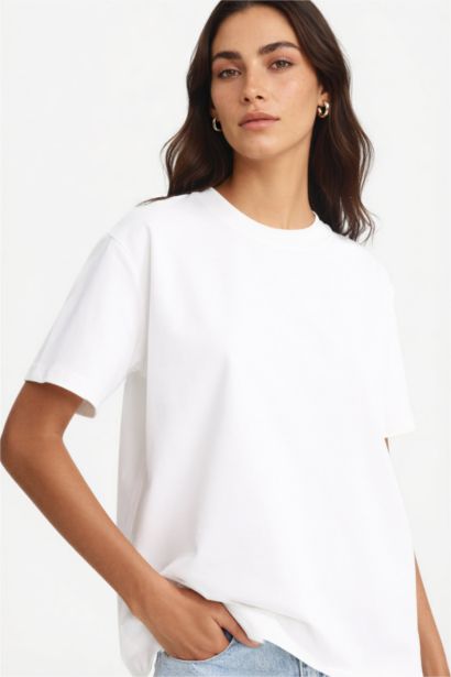 Regular Fit Crew Neck Basic Premium T-Shirt