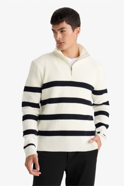 Standard Fit Zipper Knitwear Pullover
