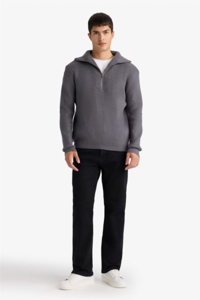 Трикотажный свитер на молнии