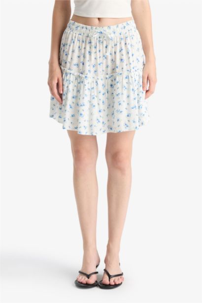 تنورة قصيرة فيسكوز كرنكيل بخصر عالي وبطانة جيرسي