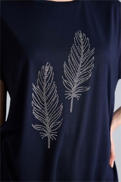 Футболка с круглым вырезом коротким рукавом и принтом из камней