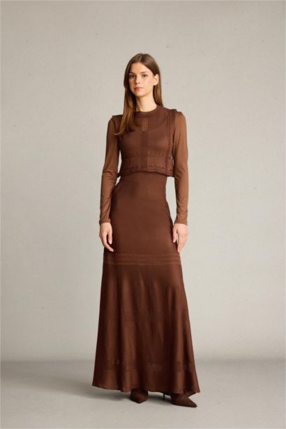 سيت تريكو كروشيه تنورة وبلوزة - قطعتين