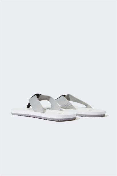 Kadın Düz Taban Parmak Arası Terlik