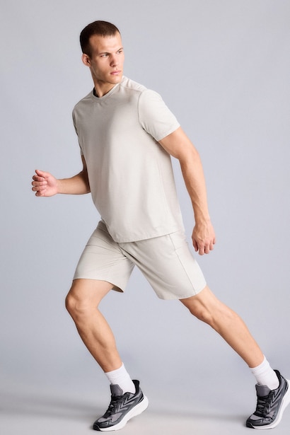 Standard Fit