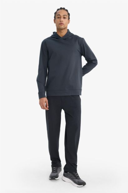 Standard Fit Jogger Sweatpants
