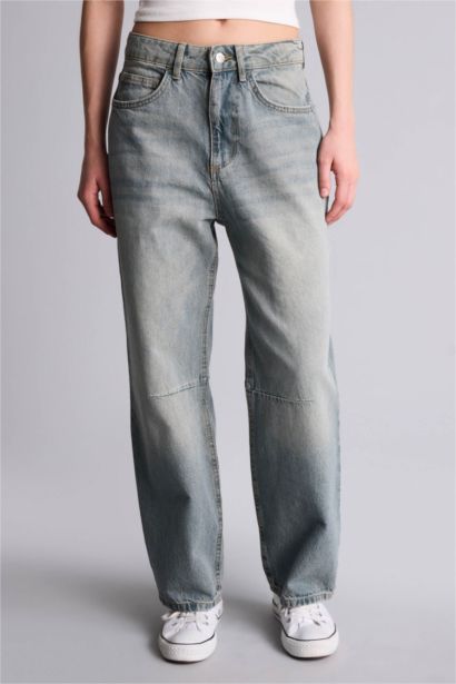 Barrel Fit High Waist Ankle Length Jeans