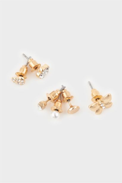 Woman 8 Piece Gold Earrings