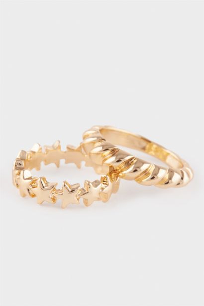 Woman 5 Piece Gold Rings